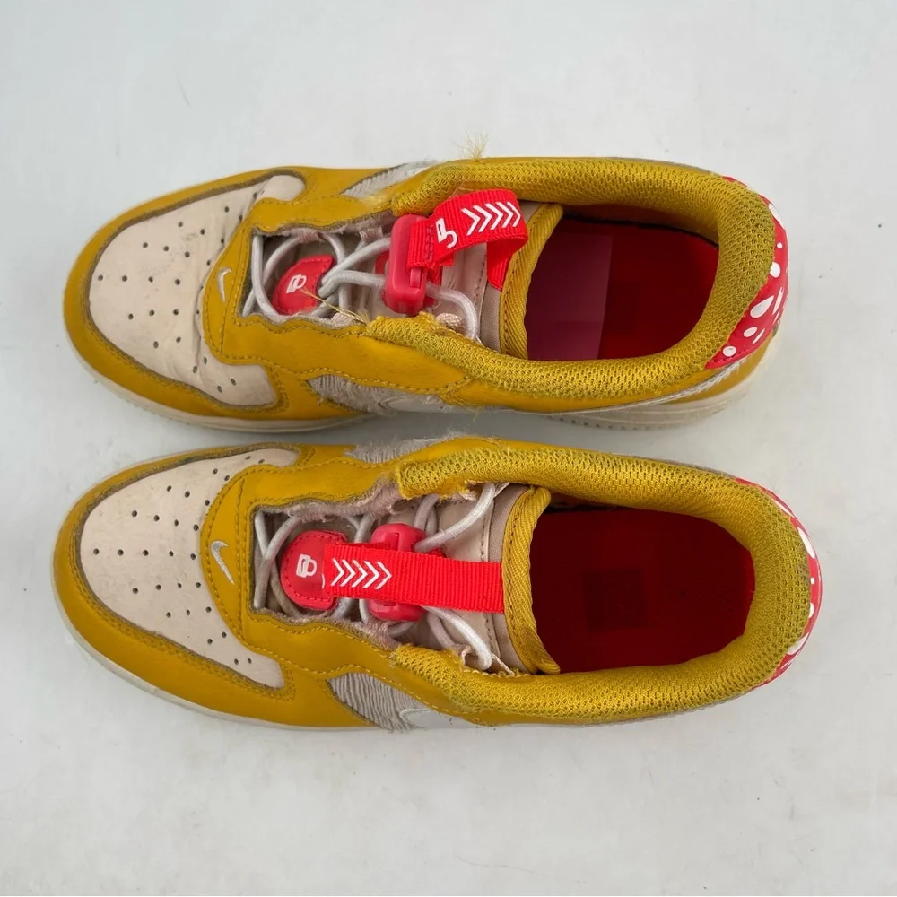 Nike Kids Air Force One Toggle SE Mushroom Sneakers DQ0365-700 - Size 1.5 Youth